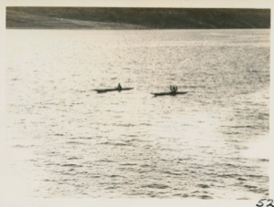 Image: Two kayakers